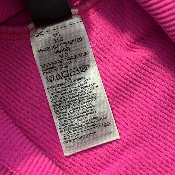 Ribbed Workout Set (Tank + Bike Shorts) - Picture 4 of 7